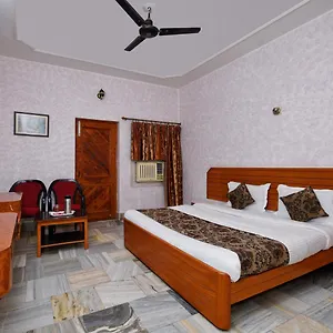Hotel Padmini International- Sigra 3* Kakarmatha